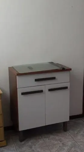 Armário multiuso
