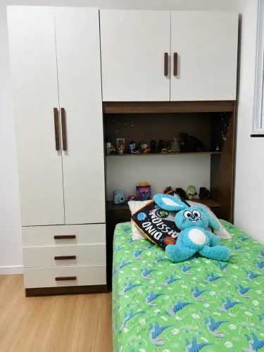 Guarda Roupa e Cama box