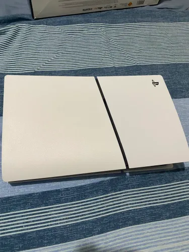 PlayStation 5 Slim 1 TB - 1 Controle + 1 Fone de ouvido