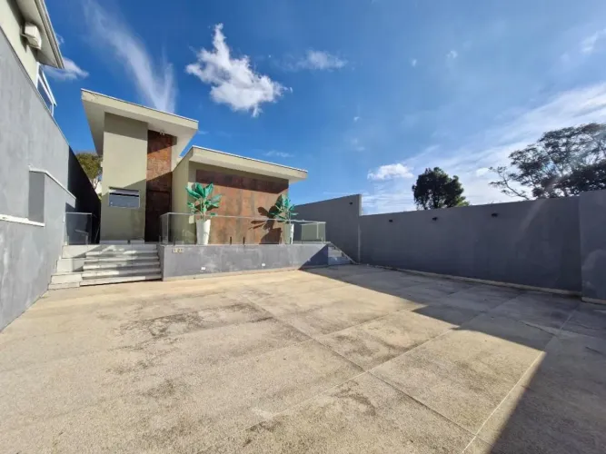 Casa com 3 dormitórios à venda, 220 m² por R$ 1.320.000,00 - Granja Viana - Carapicuíba/SP
