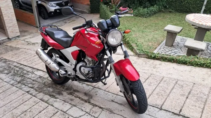 Fazer 250