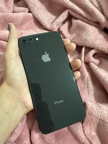 iphone 8 plus 64 GB - Tudo funcionando - Leia a descrição 