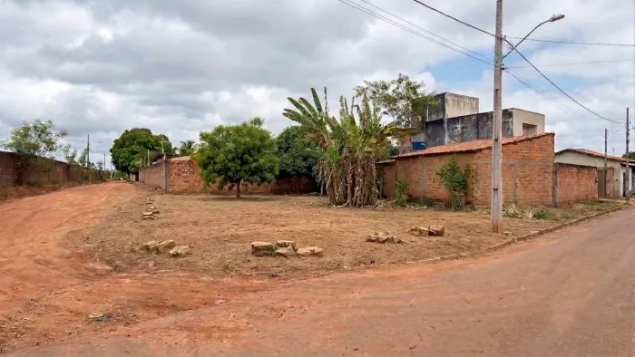 Terreno na AV. Belém Novo Horizonte Marabá. Medindo 12.50 por 25 total de 312.5m²
