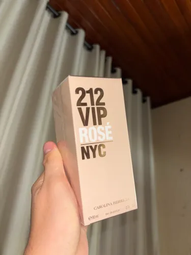 Perfume Carolina Herrera 212