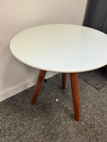 Mesa pequena
