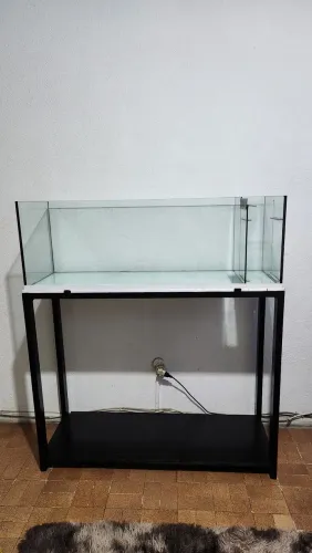 Aquário com Sump lateral