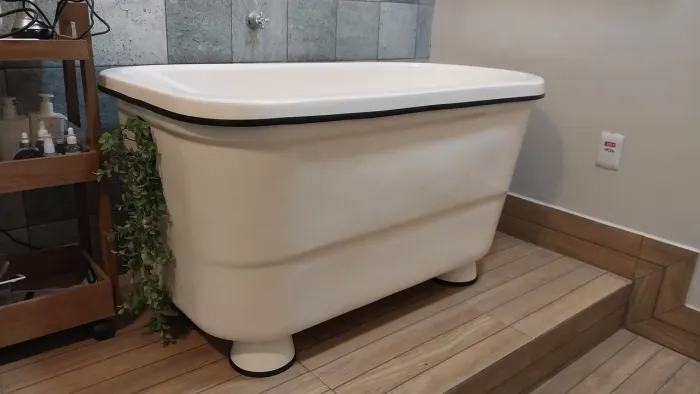 Banheira Independente Branca com Pés - Perfeita para Banheiro ou Spa