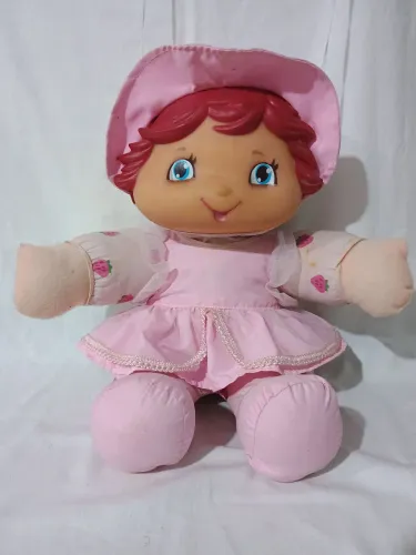 Boneca antiga da coleção Moranguinho 