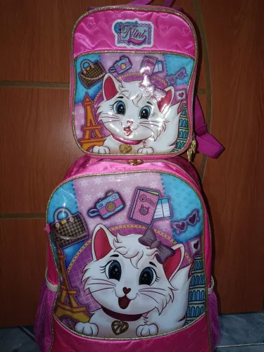 Kit mochila de rodinha com lancheira