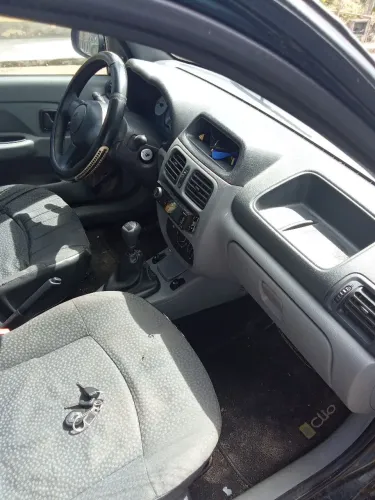 Renault Clio Authentique 1.0 8V 3P 2006