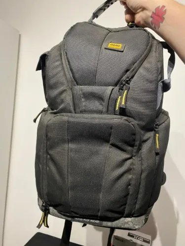 Mochila Easy para câmera + case de brinde