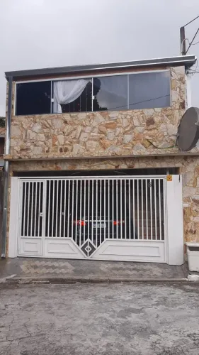 LINDO SOBRADO À VENDA COM SUÍTE E ÁREA GOURMET CIDADE EDSON SUZANO