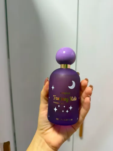 Perfume wipink