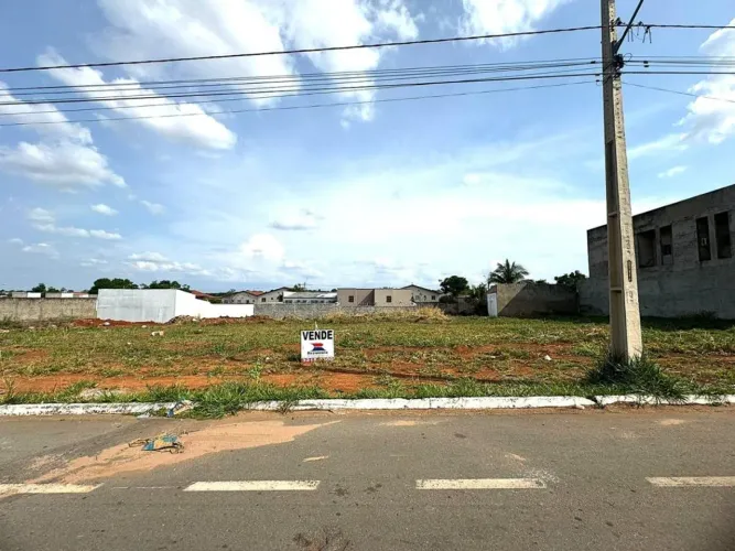 Vende-se 2 Lotes comerciais juntos no Setor Buena Vista III