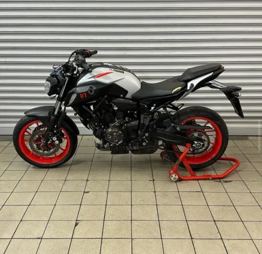 Yamaha Mt 07 retirada de peças 