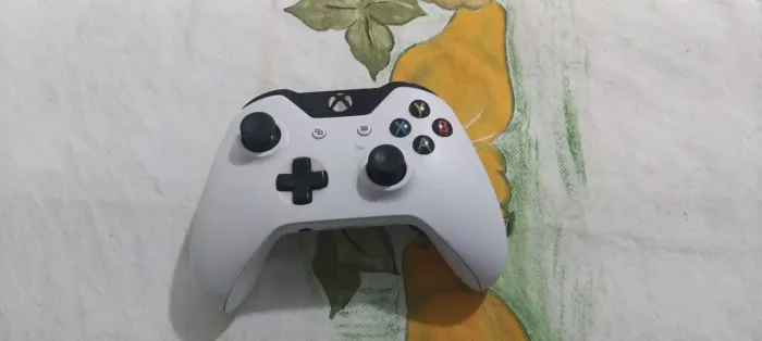 ? Controle compatível com PC + Cabo USB 2 metros