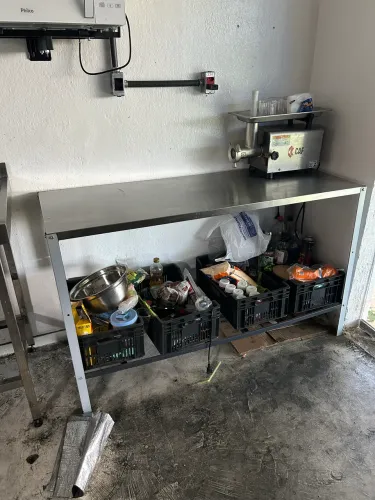 BANCADA DE INOX - 1,40 x 0,53 x 0,84 m