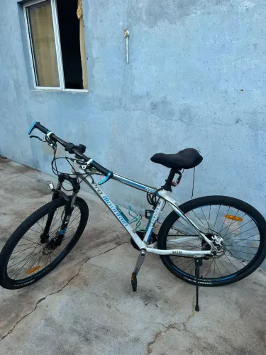 Bicicleta aro 29 com kit Shimano