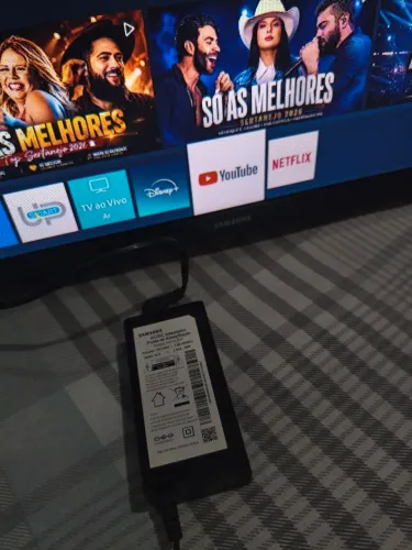 TV 32 Samsung estado de zera muito nova!