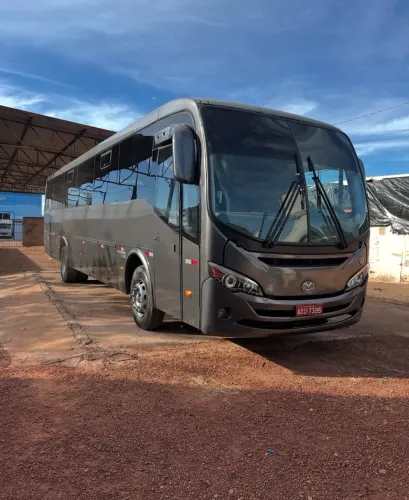 Ônibus a venda no parcelamento