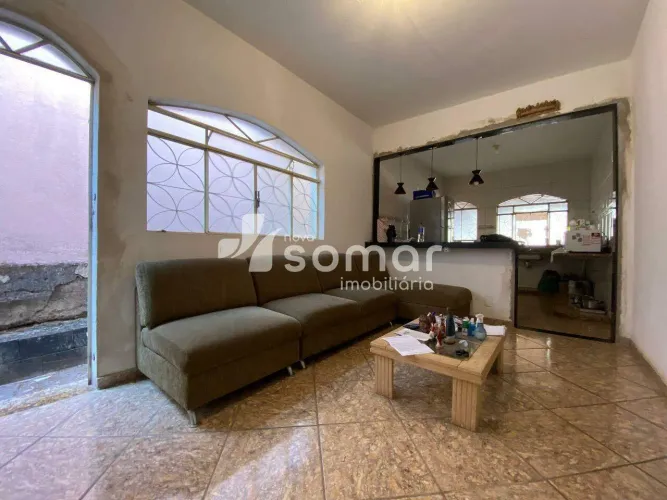 Casa à venda, 4 quartos, 1 suíte, 2 vagas, Cidade Jardim - Divinopolis/MG