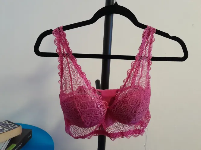 Sutiã Pliè fuscia novo com etiqueta