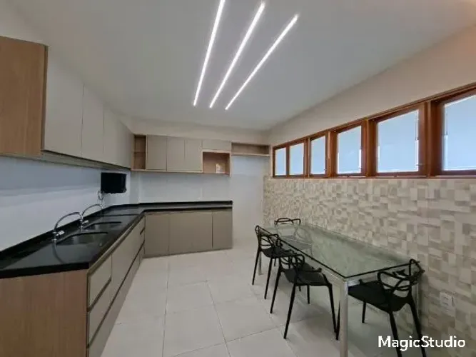 Apto 298m2 na Aldeota 03 suites 04 banheiros 02 vagas closet ampla sala port 24 hs