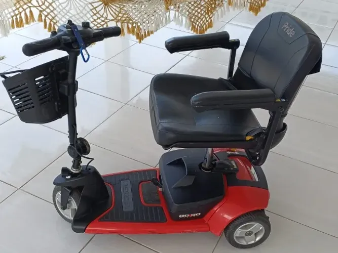Scooter elétrica de mobilidade reduzida