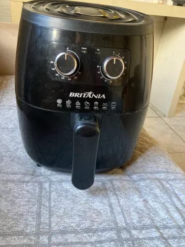 Air fryer Britânia 5,5lts