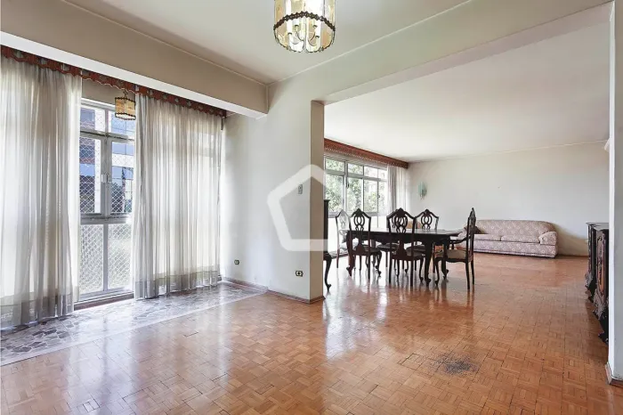 Apartamento para venda em Higienópolis com 3 quartos, sendo 1 suíte, 260m²