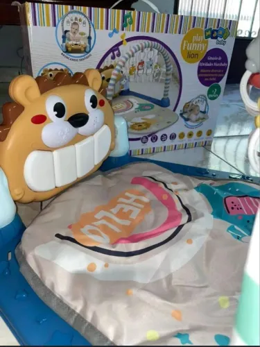 Tapete de Atividades funny Lion 