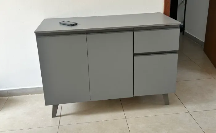 Balcão 3 Portas 1 Gaveta MADESA Dá pra usar suspenso ou com os pés