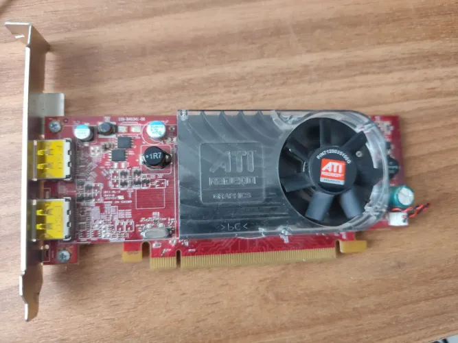 Ati Radeon 2400 XT 256mb