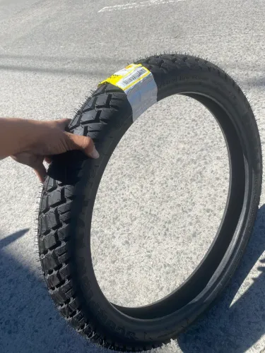 Pneu Dianteiro da XRE300 Pirelli
