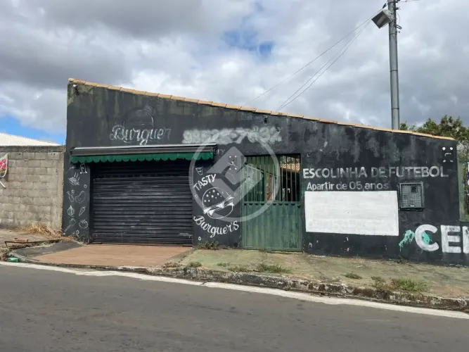 Lote com construção para comércio ou moradia codigo: 381776