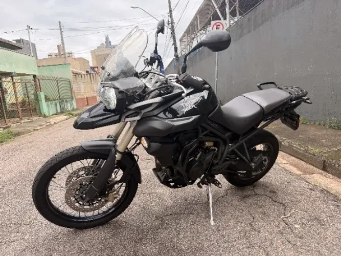 Triumph Tiger 800 XC 2014 Preta Abaixo fipe
