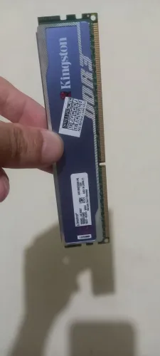 Memória RAM DDR3 4GB Kingston Par (2x4GB = 8GB)