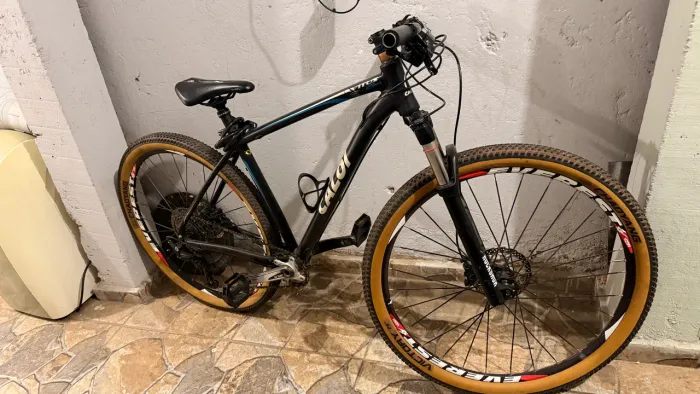 Caloi toda slx Canote retrátil aro 29 quadro 19.zera toda revisada 