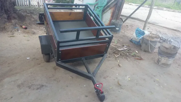 Vendo um reboke,novo