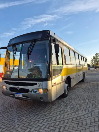 Onibus urbano 45 lugar