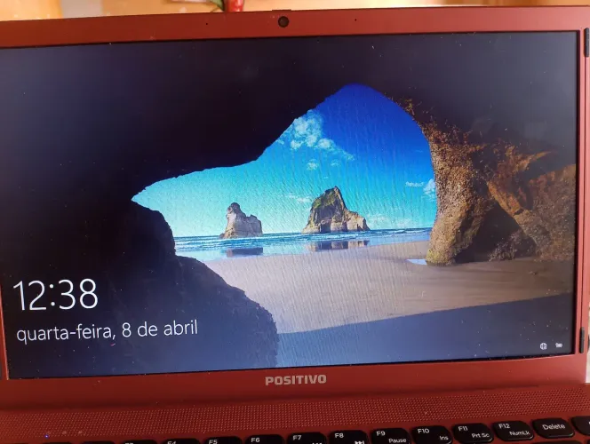 Notebook positivo usado