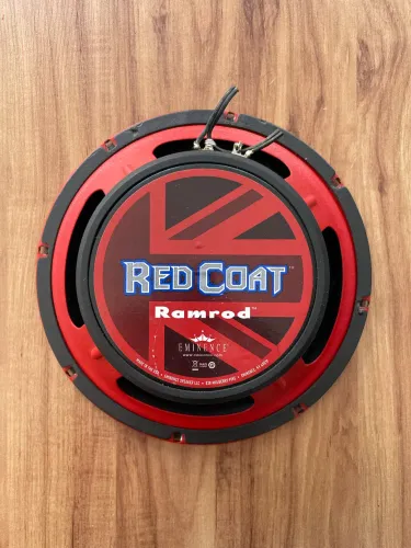Alto Falante Eminence RedCoat Ramrod 10?