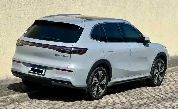 Geely EX5 MAX (elétrico) 2026