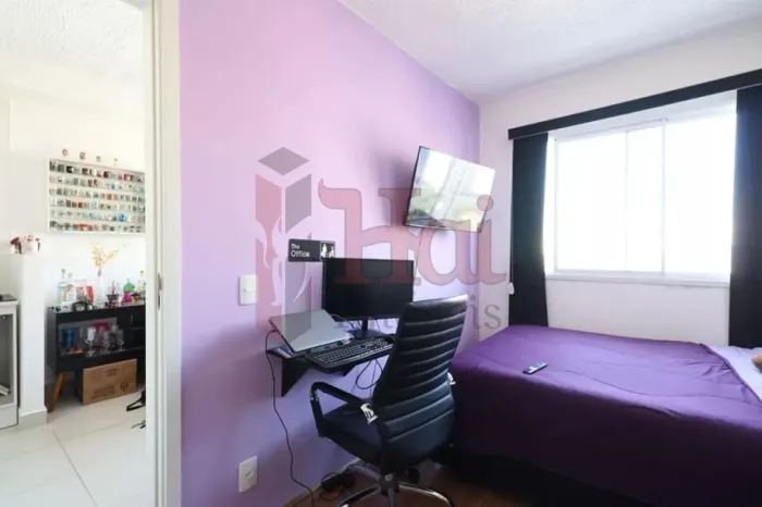 apartamento em andar alto, portsria 24 hs., proximo a marginal