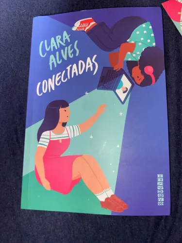 Livro Conectadas de Clara Alves
