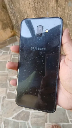 Celular quebrado