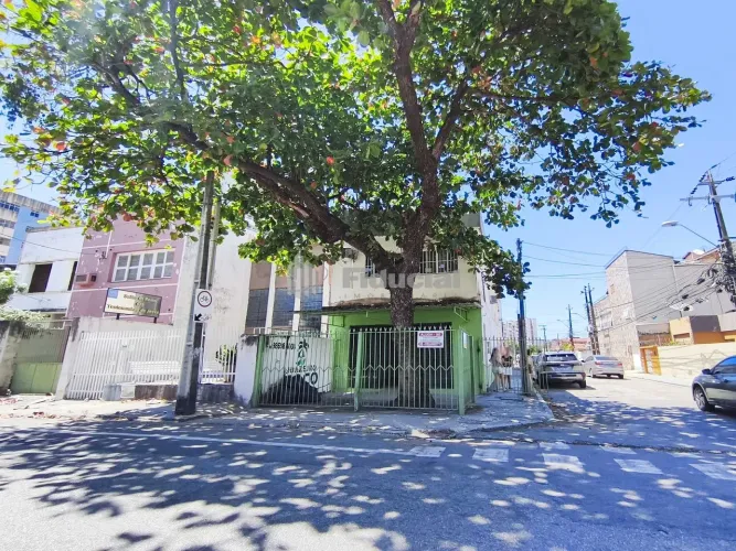 Excelente oportunidade para o seu negócio! Loja comercial de 96m², localizada em esquina e