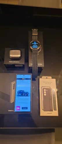 Z fold 6 + Buda + Watch Ultra