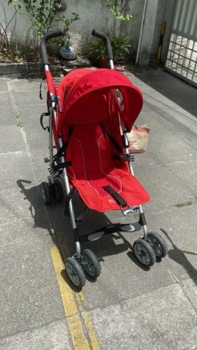 Vendo carrinho de Bebê Burigotto