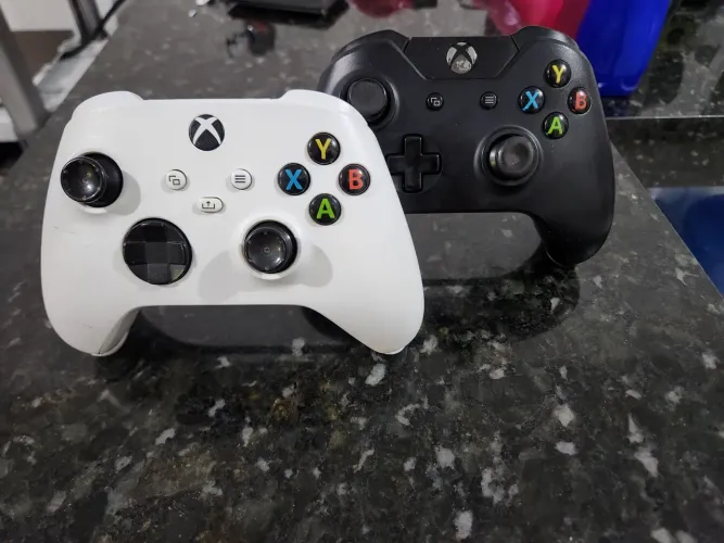 Suporte para controle de vídeo game.